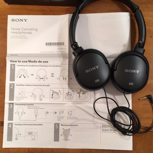 🎉 NIB Sony Compact/Slim Noise Cancel Headphones - Picture 5 of 7